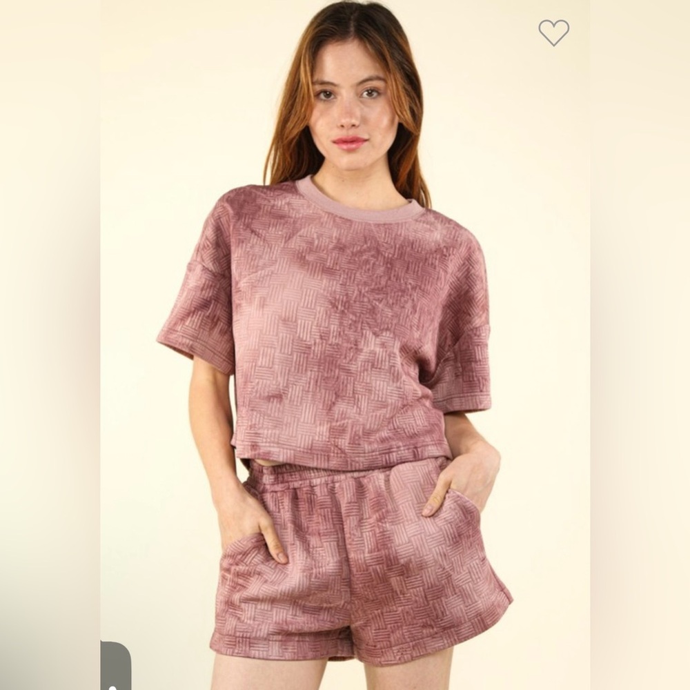 Textured Mauve Short Set. Top and bottoms.